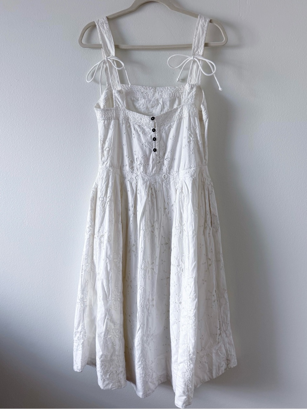 NWT Free People Primavera Eyelet Midi Dress in Size Small - Picture 5 of 9